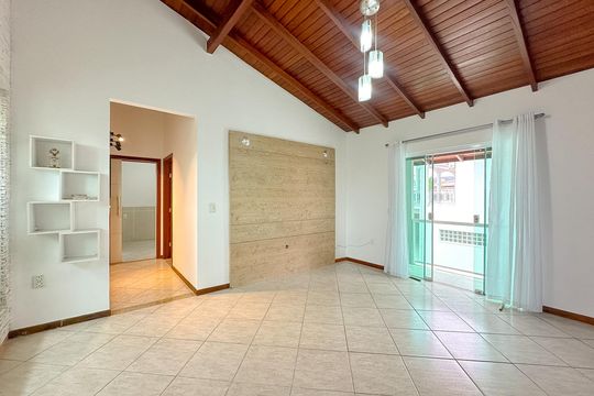 Cobertura de casa para alugar com 4 quartos, 500m² em Ipiranga, São José