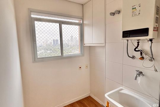 Área de serviço de apartamento para alugar com 1 quarto, 50m² em Empresarial 18 do Forte, Barueri