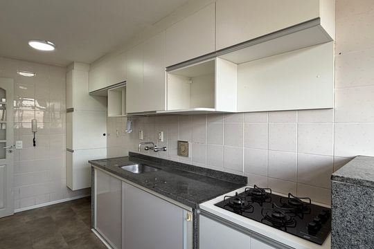 Cozinha  de apartamento para alugar com 2 quartos, 78m² em Taquara, Rio de Janeiro
