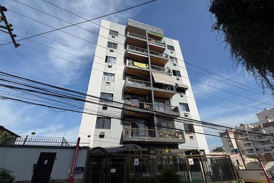 Fachada de apartamento para alugar com 2 quartos, 78m² em Taquara, Rio de Janeiro