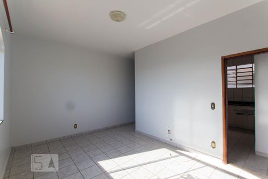 Apartamento para alugar com 3 quartos, 120m² em Setor Sul, Goiânia