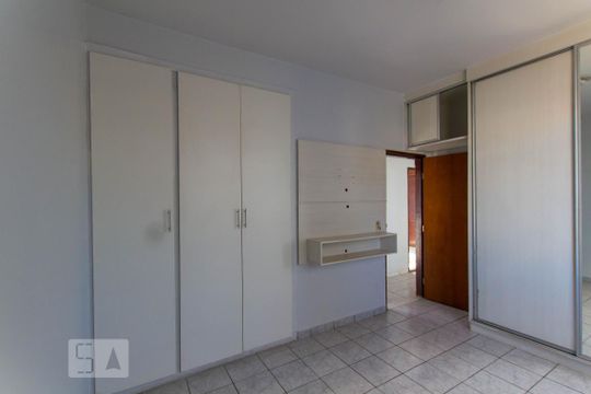 Apartamento para alugar com 3 quartos, 120m² em Setor Sul, Goiânia