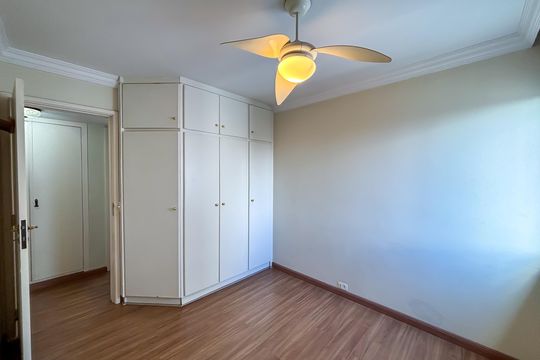 Quarto 3 de apartamento para alugar com 2 quartos, 97m² em Pinheiros, São Paulo
