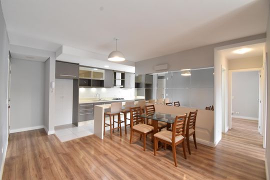 Apartamento à venda com 3 quartos, 88m² em Mercês, Curitiba
