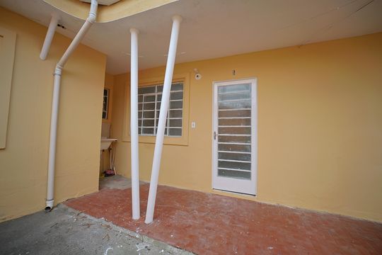 Área de Serviço de casa para alugar com 1 quarto, 85m² em Penha de França, São Paulo