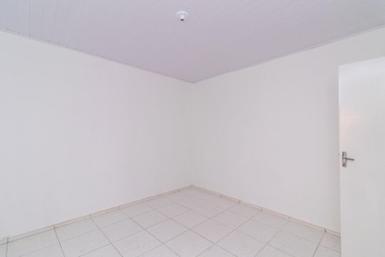 Quarto de casa para alugar com 1 quarto, 70m² em Vila Buenos Aires, São Paulo