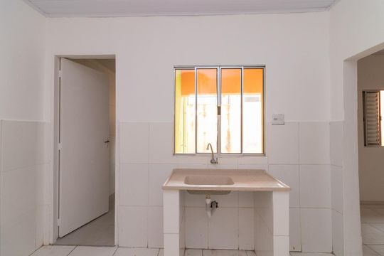 Cozinha de casa para alugar com 1 quarto, 70m² em Vila Buenos Aires, São Paulo