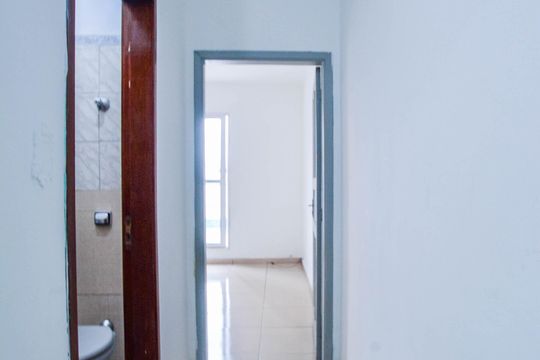 Corredor de casa para alugar com 2 quartos, 125m² em Campestre, Santo André