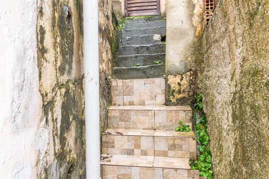 Hall da entrada - Acesso ao terraço de casa para alugar com 1 quarto, 50m² em Irajá, Rio de Janeiro