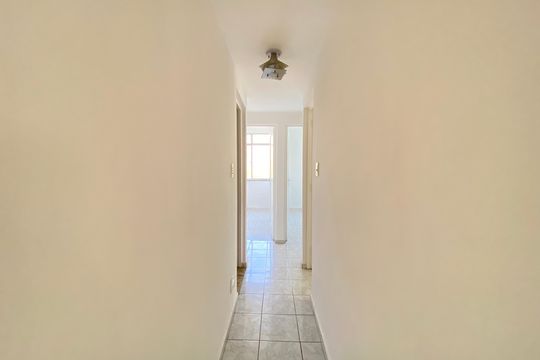 Corredor de apartamento para alugar com 3 quartos, 75m² em Méier, Rio de Janeiro