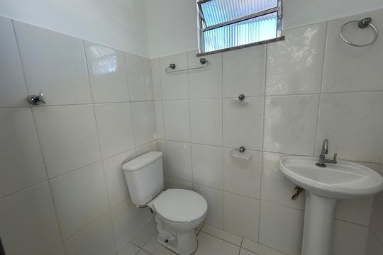 Banheiro do terraço de casa para alugar com 3 quartos, 120m² em Cachambi, Rio de Janeiro