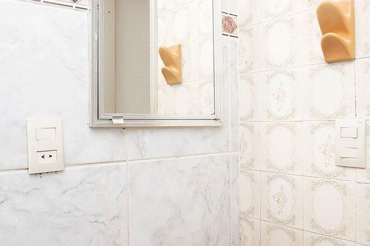 Banheiro de apartamento para alugar com 1 quarto, 50m² em Centro Histórico, Porto Alegre