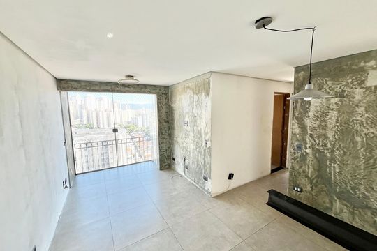 Sala de apartamento à venda com 2 quartos, 65m² em Vila Celeste, São Paulo