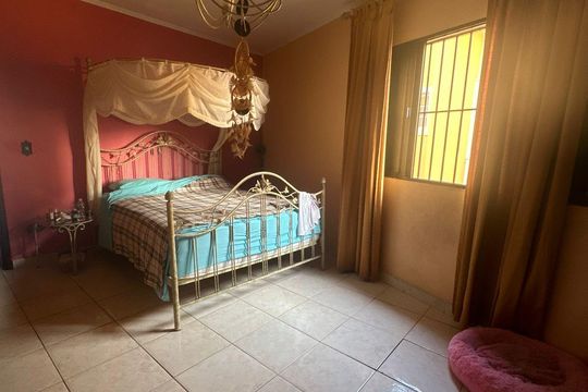 Quarto de casa à venda com 3 quartos, 137m² em Vila América, São Paulo