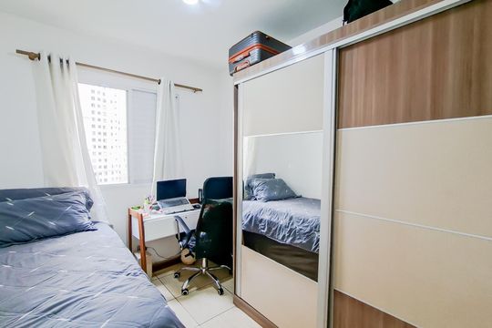 Quarto 1 de apartamento à venda com 2 quartos, 48m² em Gopouva, Guarulhos