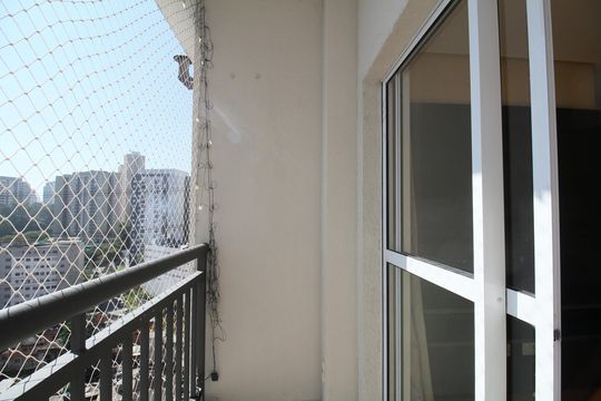Varanda de apartamento para alugar com 2 quartos, 50m² em Parque Reboucas, São Paulo