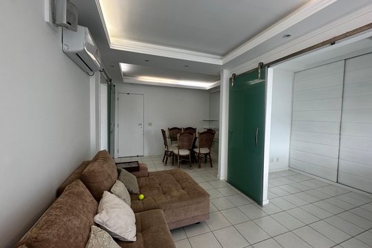Sala de apartamento para alugar com 2 quartos, 70m² em Recreio dos Bandeirantes, Rio de Janeiro