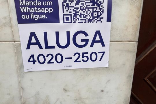 Placa de apartamento para alugar com 3 quartos, 70m² em Copacabana, Rio de Janeiro