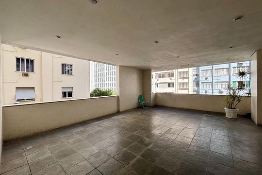 Área comum de apartamento à venda com 3 quartos, 121m² em Leme, Rio de Janeiro