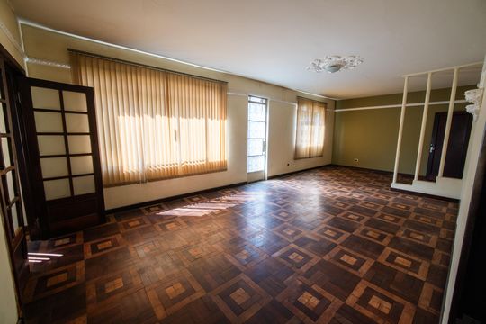 Apartamento para alugar com 3 quartos, 200m² em Vila Izabel, Curitiba