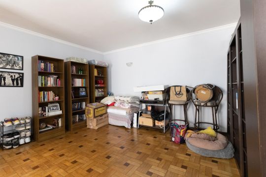 Mezanino  de casa para alugar com 5 quartos, 340m² em Liberdade, São Paulo