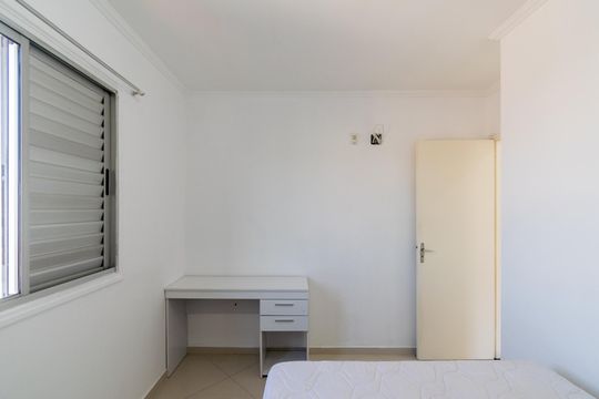 Quarto 2 de apartamento para alugar com 3 quartos, 65m² em Parque Jabaquara, São Paulo