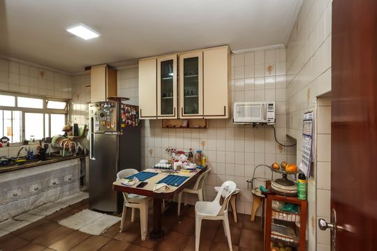 Cozinha de casa para alugar com 3 quartos, 295m² em Cambuci, São Paulo