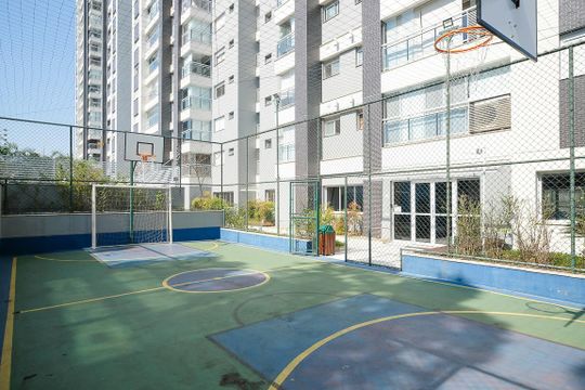 Quadra de apartamento à venda com 2 quartos, 68m² em Cerâmica, São Caetano do Sul
