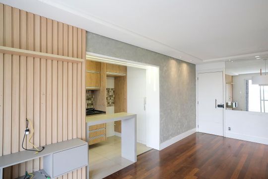 Sala de apartamento à venda com 2 quartos, 68m² em Cerâmica, São Caetano do Sul