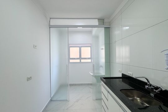Cozinha  de apartamento à venda com 2 quartos, 56m² em Jardim Olavo Bilac, São Bernardo do Campo