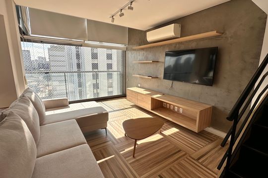 Apartamento para alugar com 2 quartos, 85m² em Vila Cordeiro, São Paulo