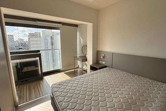 Suíte de apartamento para alugar com 2 quartos, 85m² em Vila Cordeiro, São Paulo