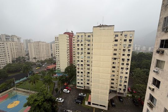Vista do quarto 1 de apartamento para alugar com 2 quartos, 60m² em Jacarepaguá, Rio de Janeiro