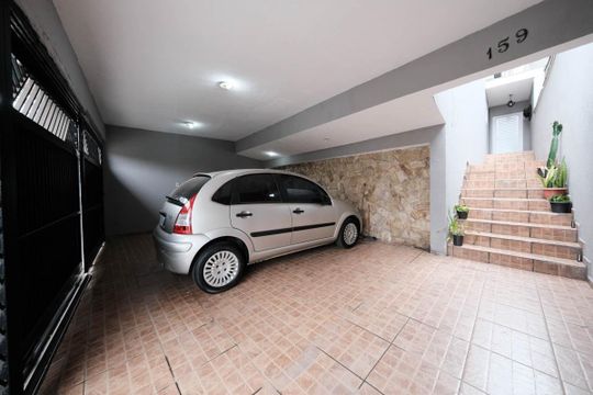 Garagem de casa para alugar com 3 quartos, 200m² em Vila Euthalia, São Paulo