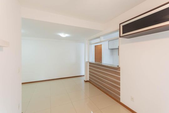 Sala de apartamento à venda com 2 quartos, 69m² em Tijuca, Rio de Janeiro