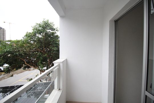Sacada de apartamento à venda com 3 quartos, 63m² em Jardim Itu Sabará, Porto Alegre
