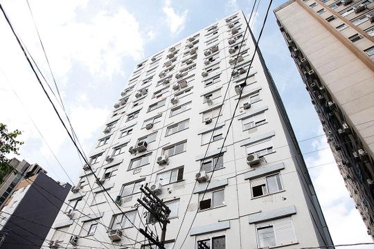 Fachada de apartamento para alugar com 2 quartos, 65m² em Centro Histórico, Porto Alegre