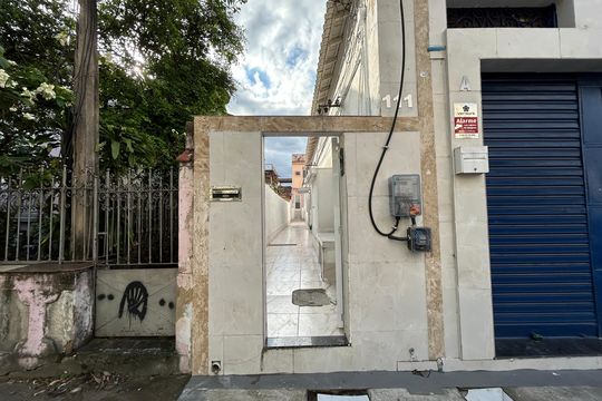Fachada de casa para alugar com 2 quartos, 75m² em Piedade, Rio de Janeiro