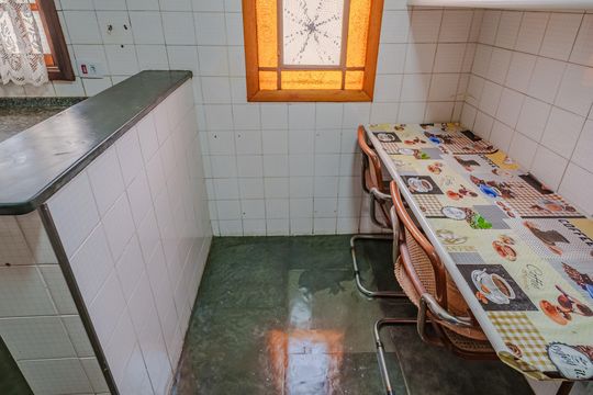 Cozinha de casa de condomínio para alugar com 4 quartos, 400m² em Adalgisa, Osasco
