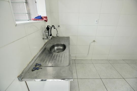 Cozinha de apartamento para alugar com 2 quartos, 70m² em Embaré, Santos