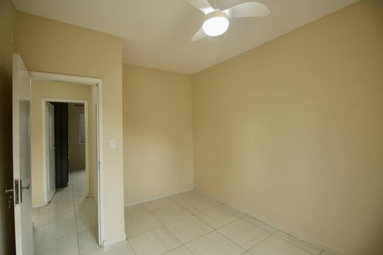 Quarto 2 de apartamento para alugar com 2 quartos, 70m² em Embaré, Santos