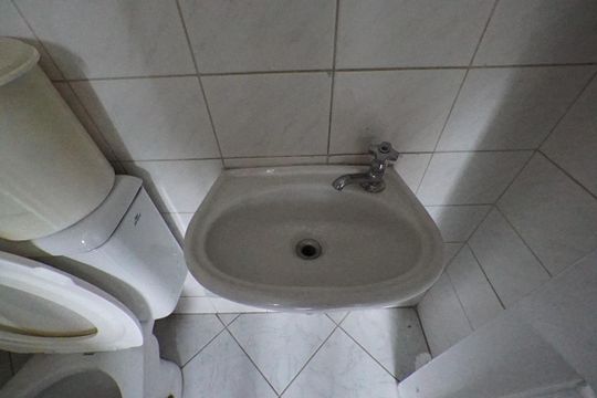 Banheiro de serviço de apartamento para alugar com 2 quartos, 62m² em Ipiranga, São Paulo