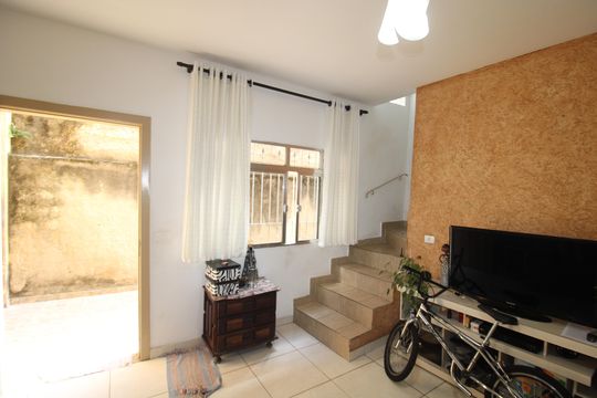 Sala de casa para alugar com 3 quartos, 80m² em Vila Santa Maria, São Paulo