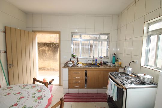 Cozinha de casa para alugar com 3 quartos, 80m² em Vila Santa Maria, São Paulo