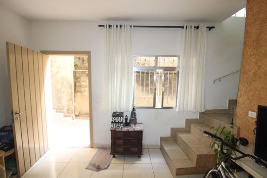 Sala de casa à venda com 3 quartos, 80m² em Vila Santa Maria, São Paulo