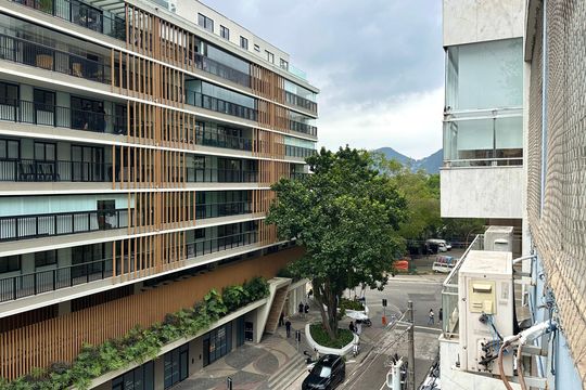 Sala de apartamento à venda com 2 quartos, 75m² em Leblon, Rio de Janeiro