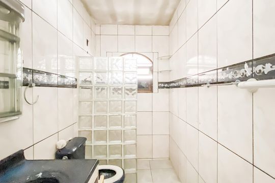 Banheiro  de casa à venda com 2 quartos, 80m² em Jardim Matarazzo, São Paulo