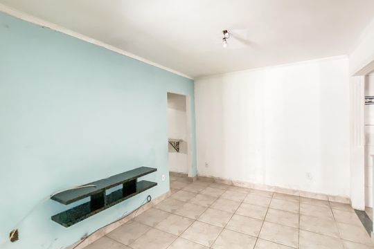 Sala  de casa à venda com 2 quartos, 80m² em Jardim Matarazzo, São Paulo