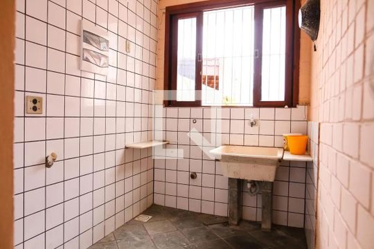Casa à venda com 4 quartos, 200m² em Jardim Sílvia, Santo André
