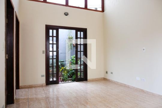 Casa à venda com 4 quartos, 200m² em Vila Príncipe de Gales, Santo André